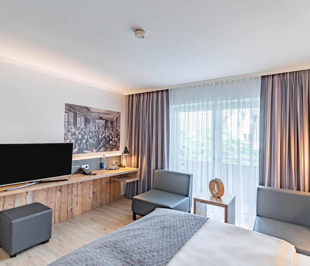 Parkhotel Sonnenberg Eltville am Rhein Exterior foto